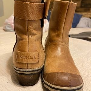 Water proof all leather Sorel boot. Great condition.